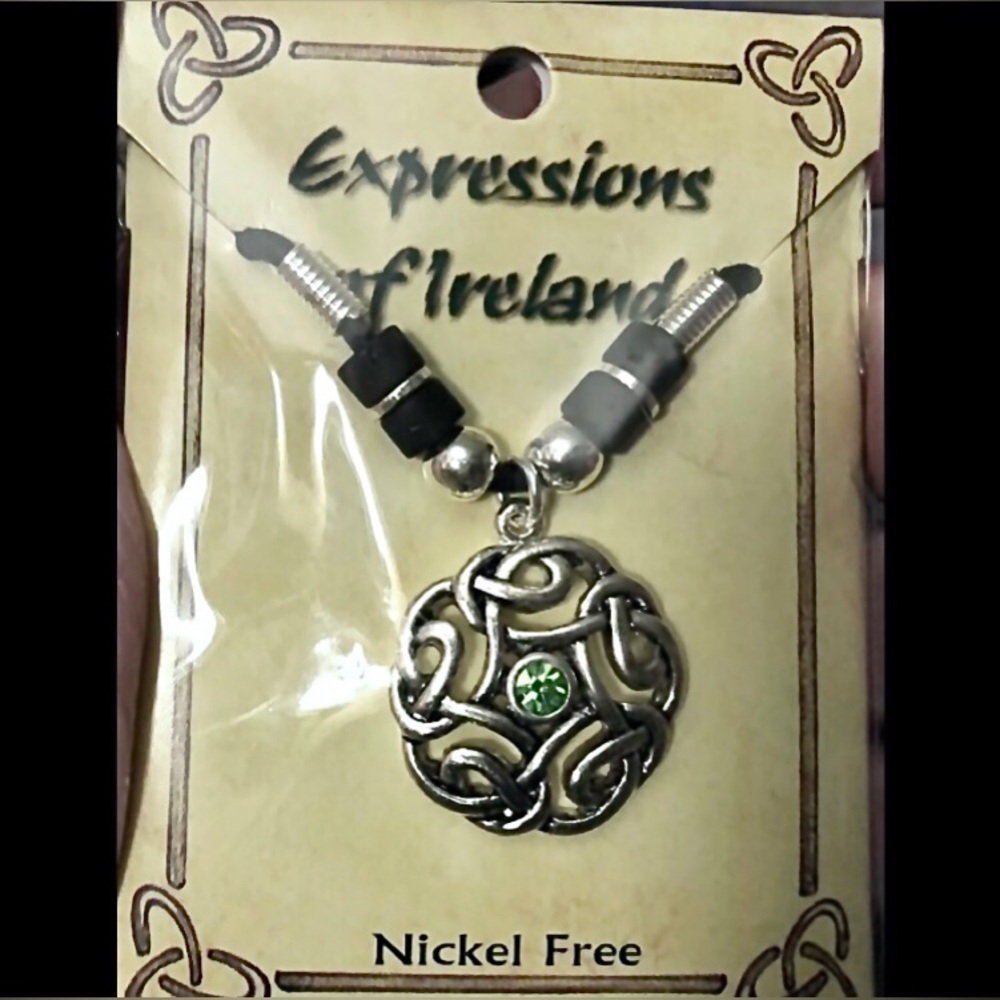 Irish Celtic Wreath Green Crystal Pendant Set + Leather Necklace Ireland NEW